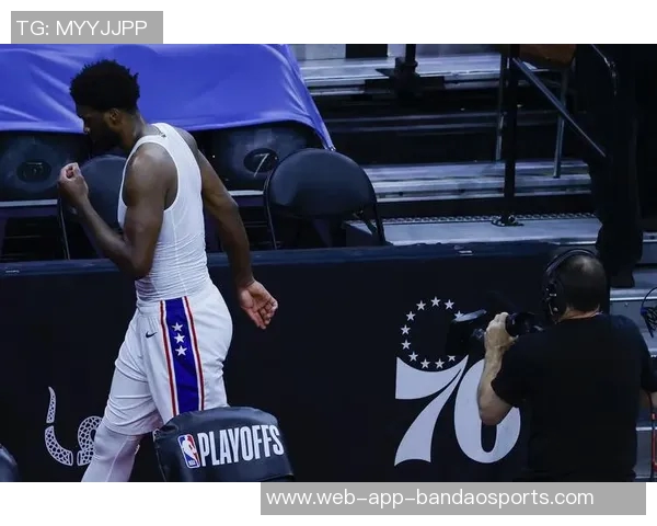 恩比德谈第二个加时被禁赛的心情感到无比失落与沮丧